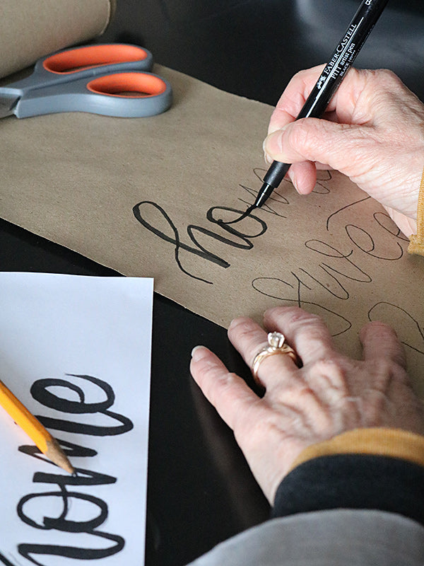 How To Do Hand Lettering WIth Chisel TIp Marker Step By Step Turial